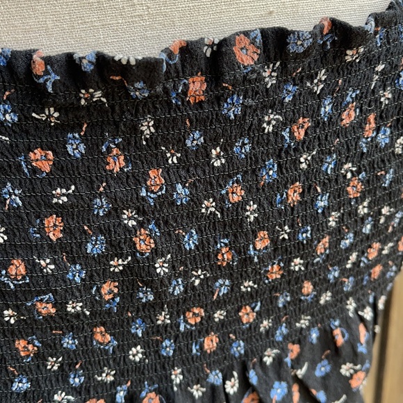 Madewell • square neck Prairie Posies smocked top - Picture 6 of 14